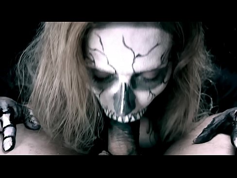 ❤️ ສາວ Demon ດູດ cock ກັບປາກສີດໍາຂອງນາງແລະກືນ cum. ໜັງໂປ້ພາສາລັດເຊຍ ທີ່ lo.sex00.top ﹏